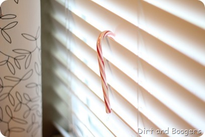 Holiday Traditions: Candy Cane Hunt